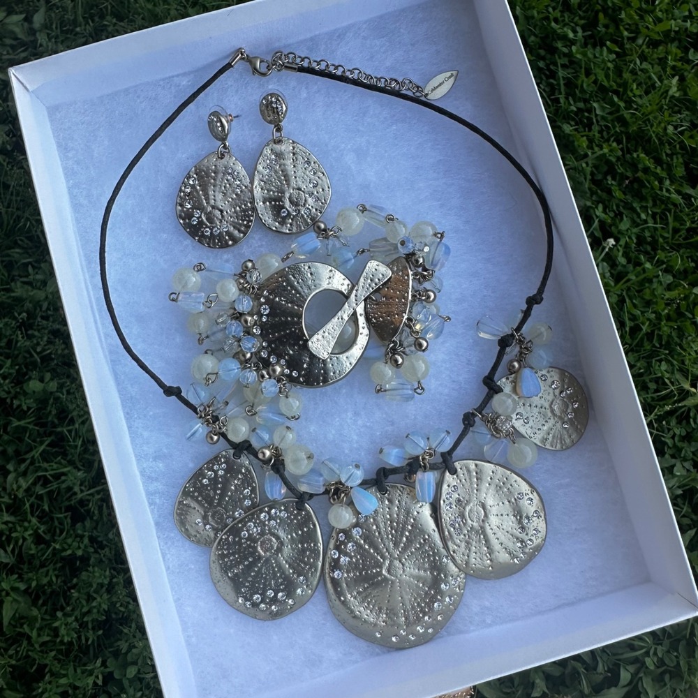 Coldwater Creek Crystal Beaded Sand Dollar Beach Necklace Bracelet & Earring Set